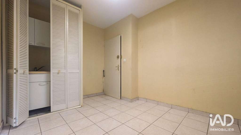 A louer bureau de 9 m² en RDC à Varennes-sur-Seine