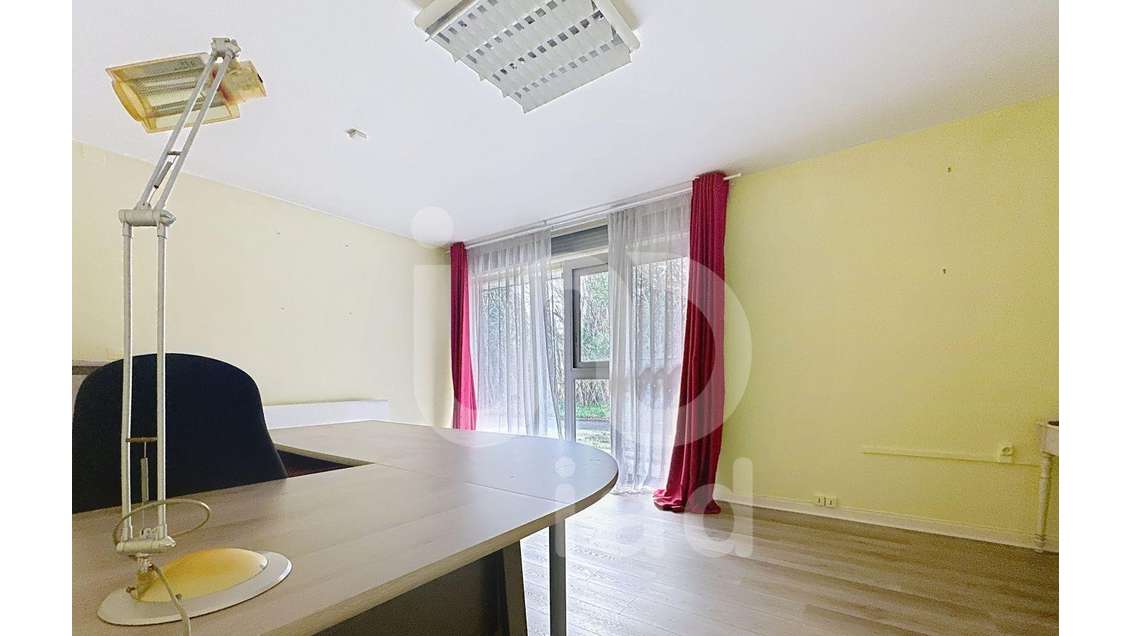 Location bureaux 70m² RDC à Vaux-le-Pénil