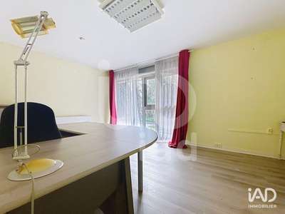 Location Bureaux à Vaux-le-Pénil