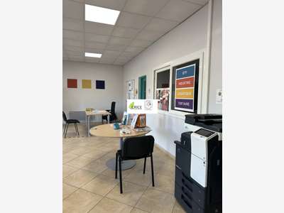 Location bureaux 75m² à Vaux sur Mer