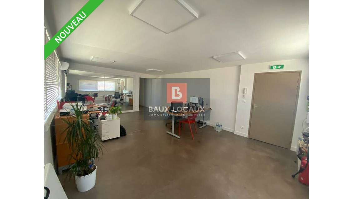 Location bail dérogatoire bureau 53m² R+2 à Vedène