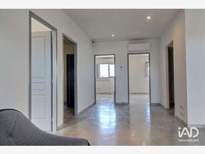 A louer bureaux 153m² à Vedène
