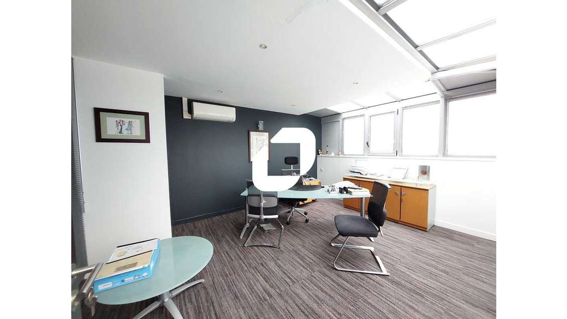 A louer Bureaux 147m² Velizy villacoublay