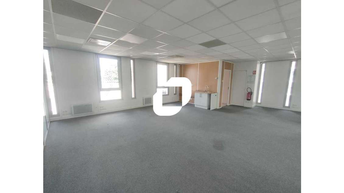 A louer Bureaux 295m² Velizy villacoublay