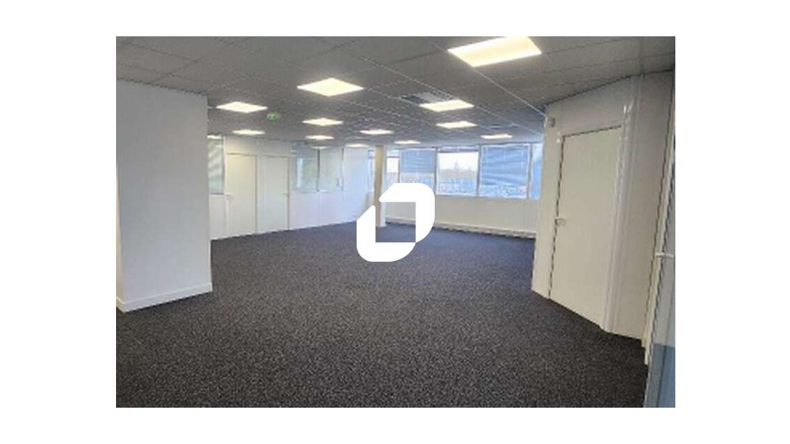 A louer Bureaux 154m² Velizy villacoublay