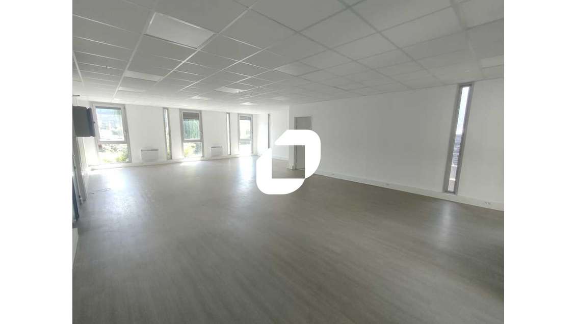 A louer Bureaux 78m² Velizy villacoublay