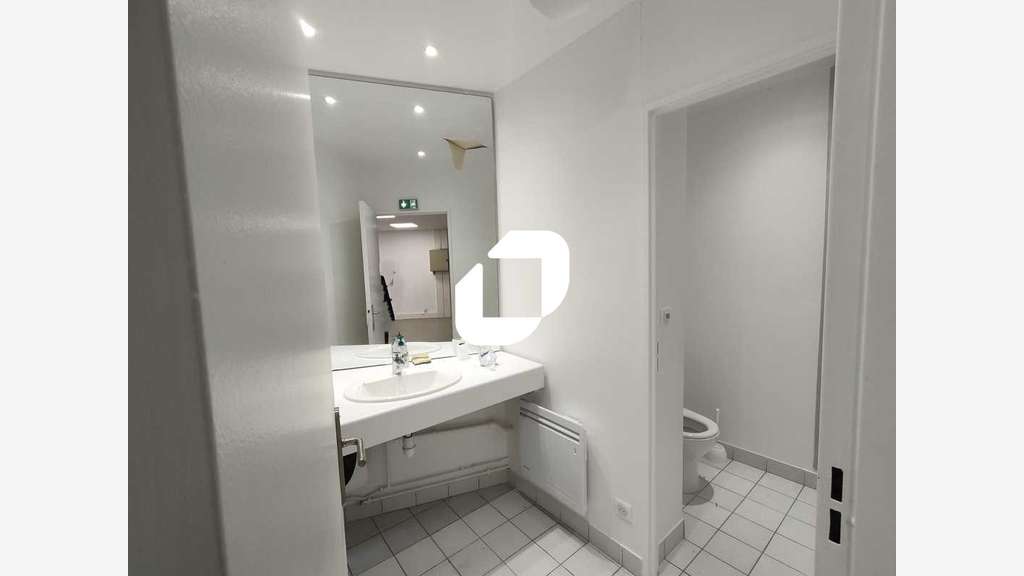 A louer Bureaux 78m² Velizy villacoublay