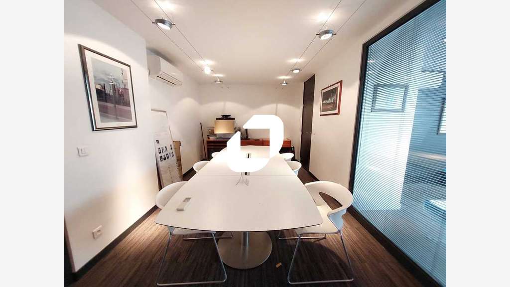 A louer Bureaux 147m² Velizy villacoublay
