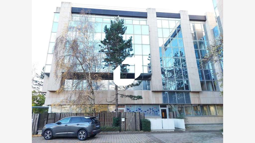 A louer Bureaux 324m² Velizy villacoublay