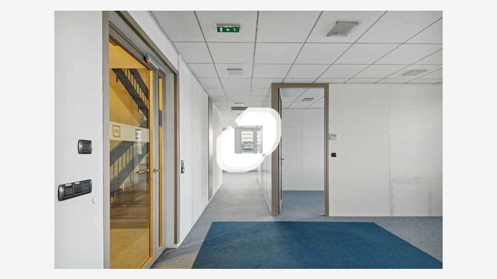A louer Bureaux 250m² Velizy villacoublay