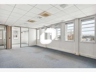 A louer Bureaux 250m² Velizy villacoublay