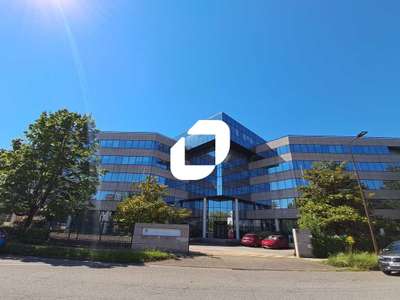 A louer Bureaux 735m² Velizy villacoublay
