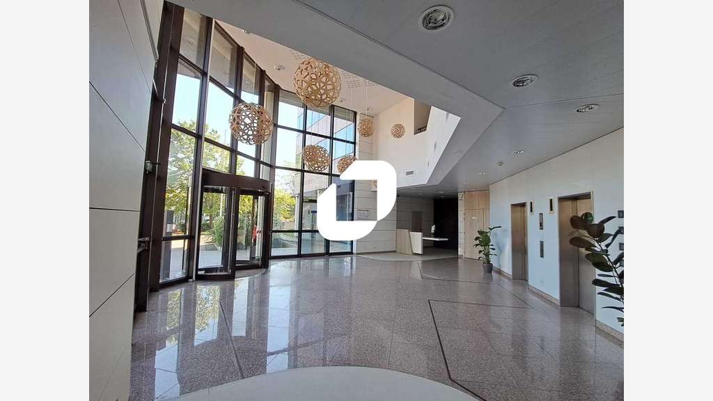 A louer Bureaux 1370m² Velizy villacoublay