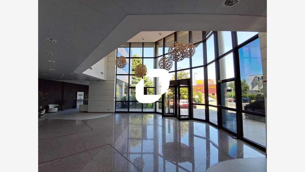 A louer Bureaux 1370m² Velizy villacoublay