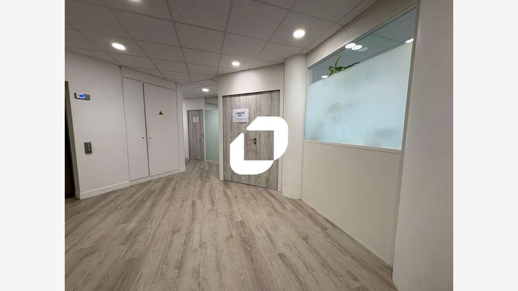 A louer Bureaux 35m² Velizy villacoublay