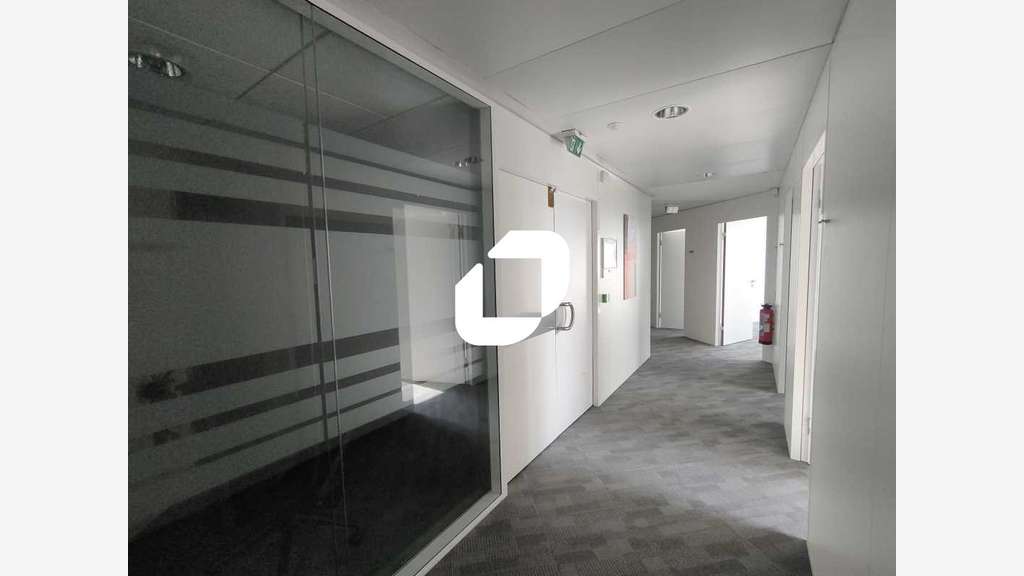 A louer Bureaux 100m² Velizy villacoublay