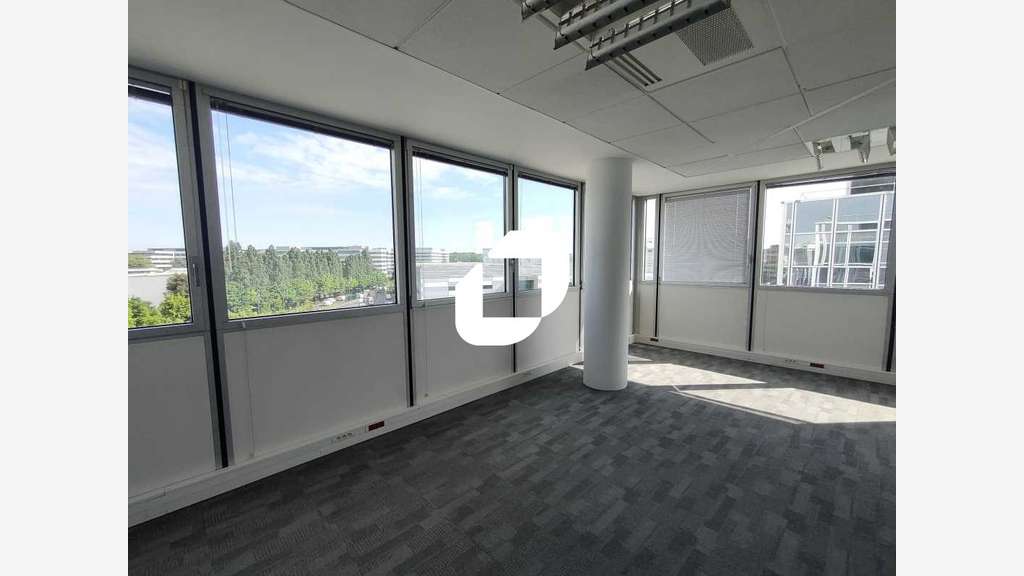 A louer Bureaux 100m² Velizy villacoublay