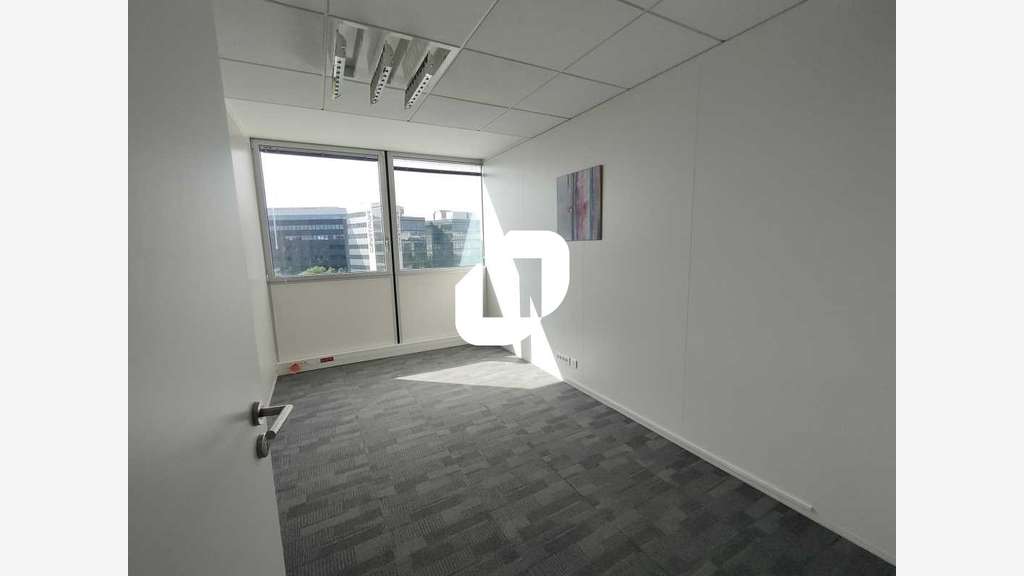 A louer Bureaux 100m² Velizy villacoublay