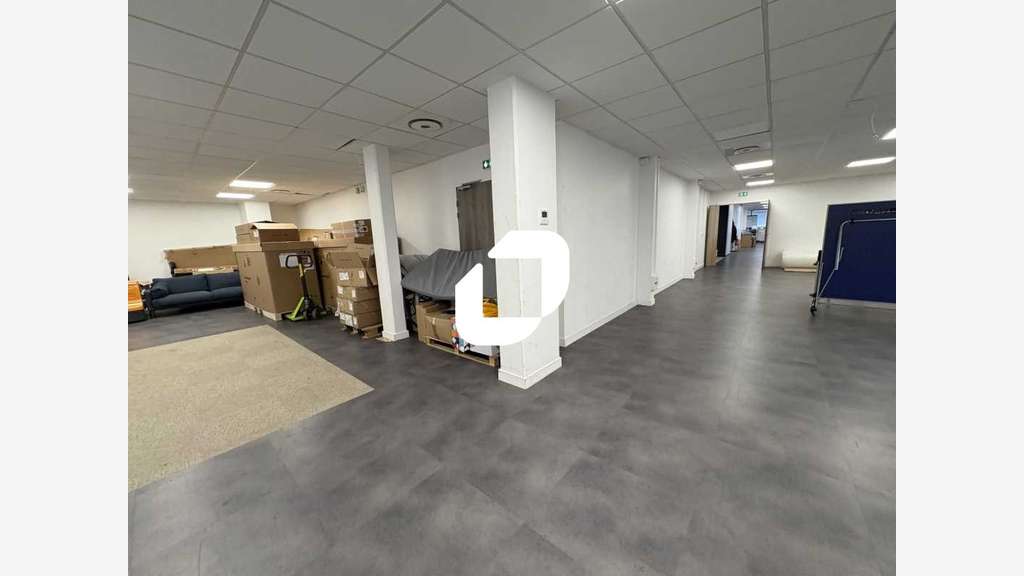 A louer Bureaux 152m² Velizy villacoublay