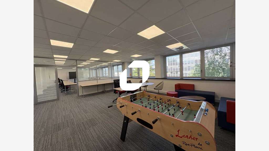 A louer Bureaux 152m² Velizy villacoublay