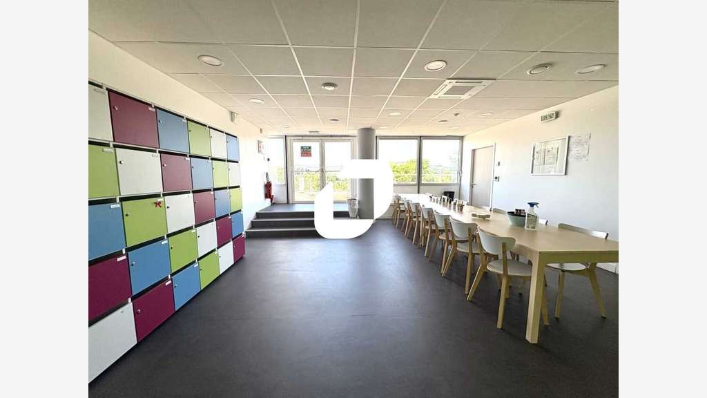 A louer Bureaux 350m² Velizy villacoublay
