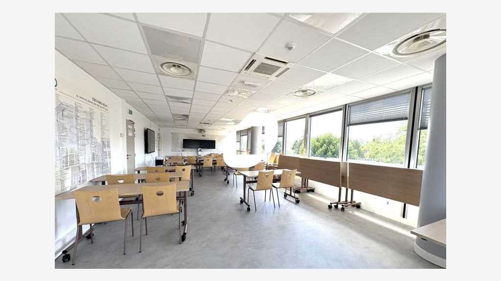 A louer Bureaux 350m² Velizy villacoublay