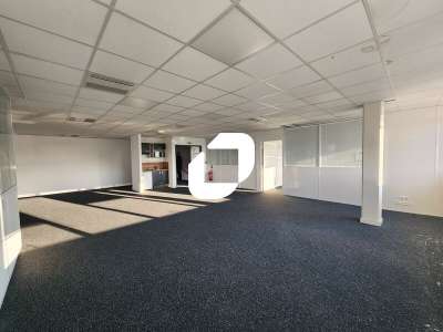 A louer Bureaux 154m² Velizy villacoublay