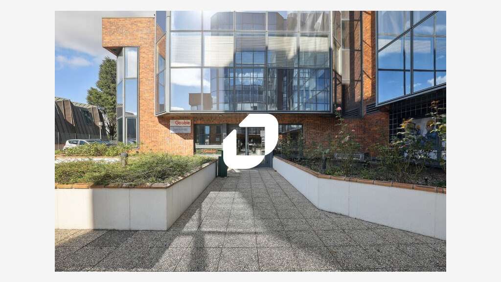A louer Bureaux 154m² Velizy villacoublay