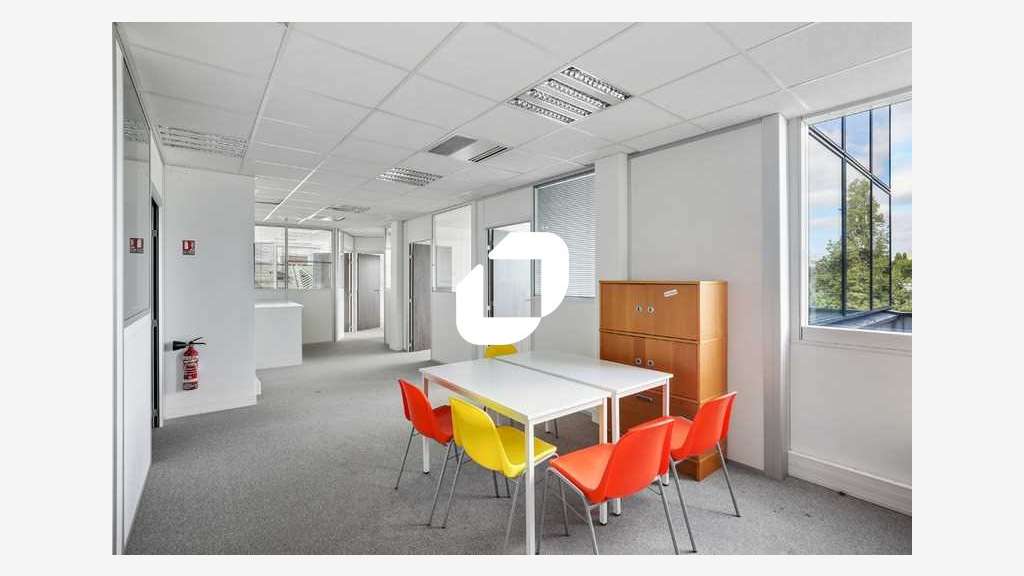 A louer Bureaux 272m² Velizy villacoublay