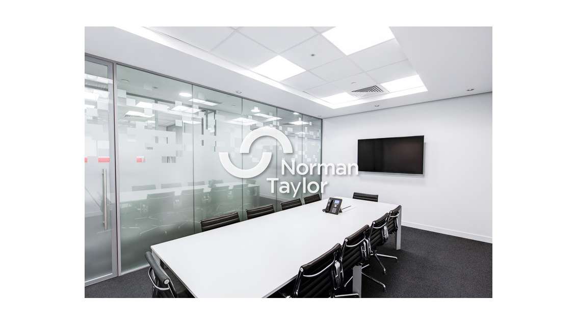 A louer bureaux bruts ou aménagés R+2 à Vendargues