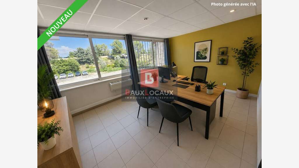 A louer bureau de 110m² au 1er étage à Venelles