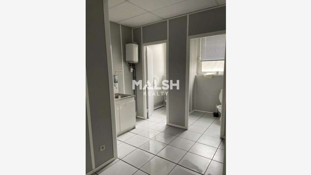 Bureaux de 206m² divisibles à louer à Venissieux