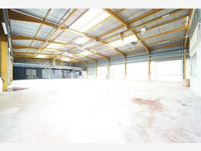 A louer bâtiment 266m² à Vénissieux