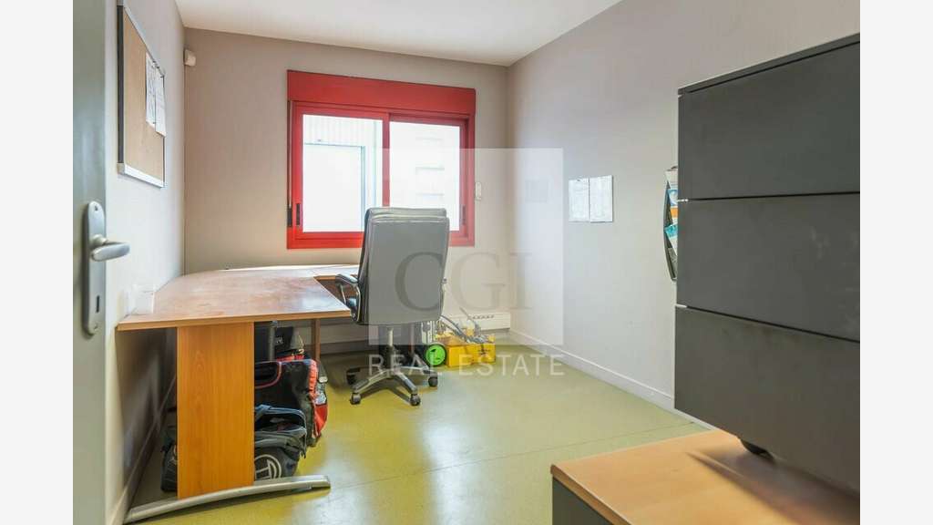 Bureaux 66m² à louer à Vénissieux Parc de la Tour