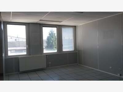 Bureau 46m² R+2 sans ascenseur à louer Vénissieux