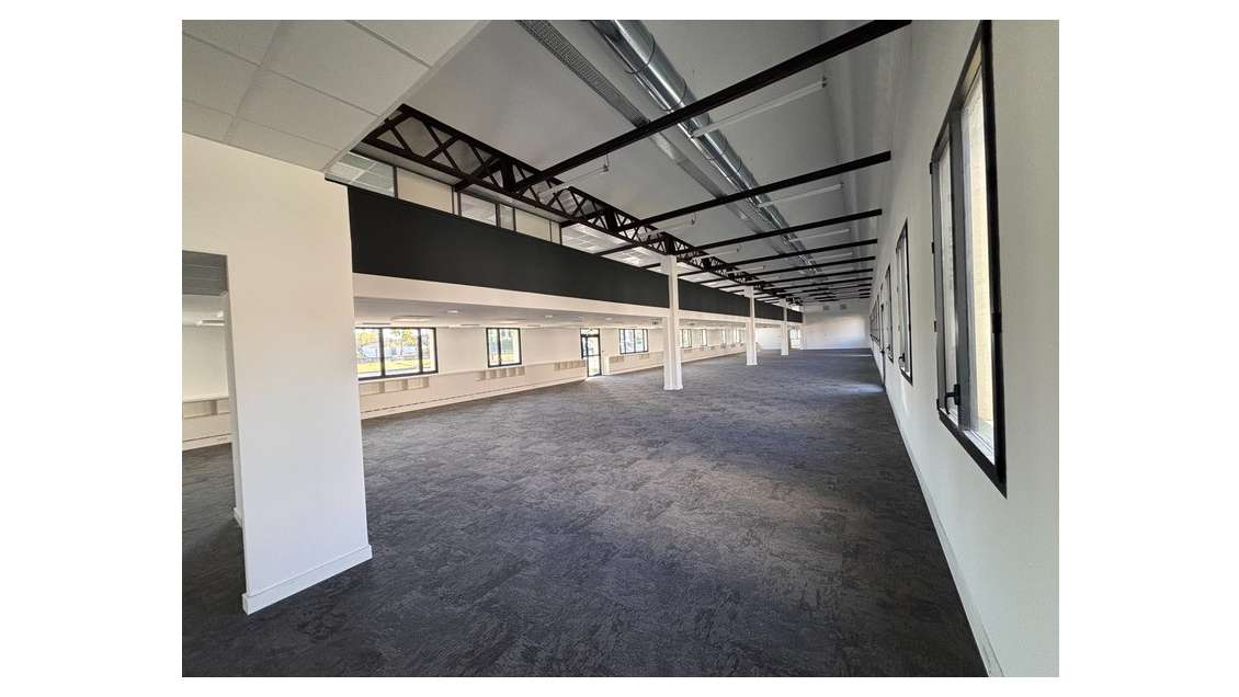Bureau 509m² à louer Parc Moulin à Vent Vénissieux