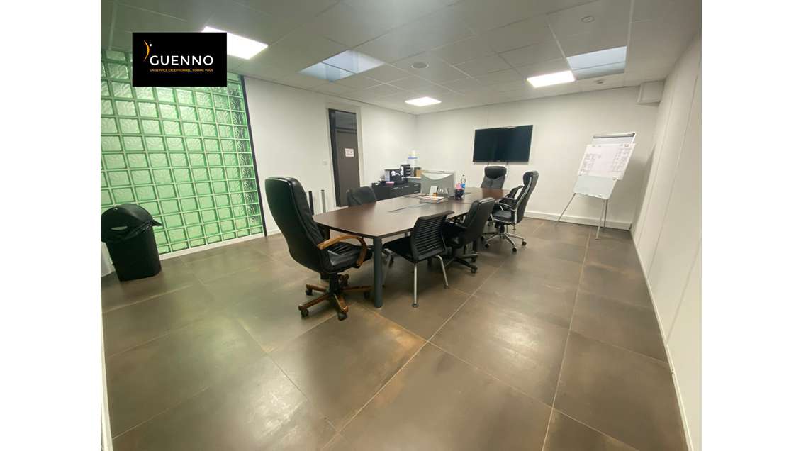 A louer plateau de bureaux 380m² à Vern-sur-Seiche