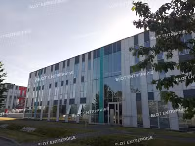 A louer bureaux 430m² R+2 à Vern-sur-Seiche