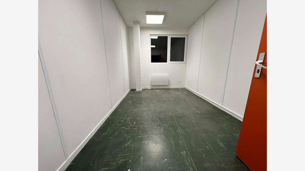 Bureau à louer entre 12 et 30m² Creil Parc Alata 