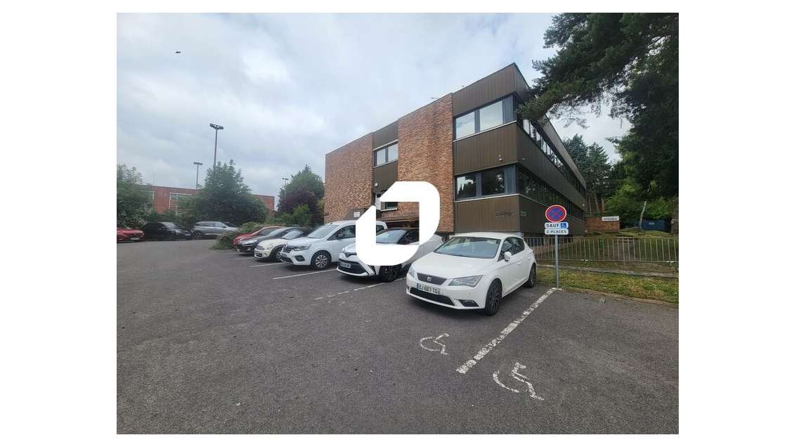 A louer Bureaux 314m² Verrieres le buisson