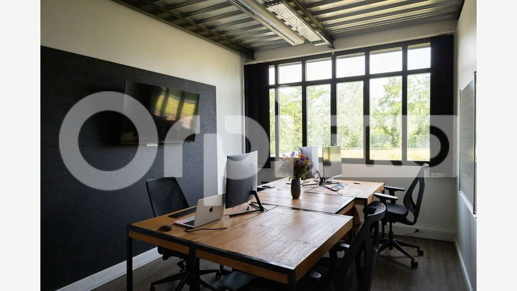 A louer bureaux haut de gamme 213m² PMR Verrières