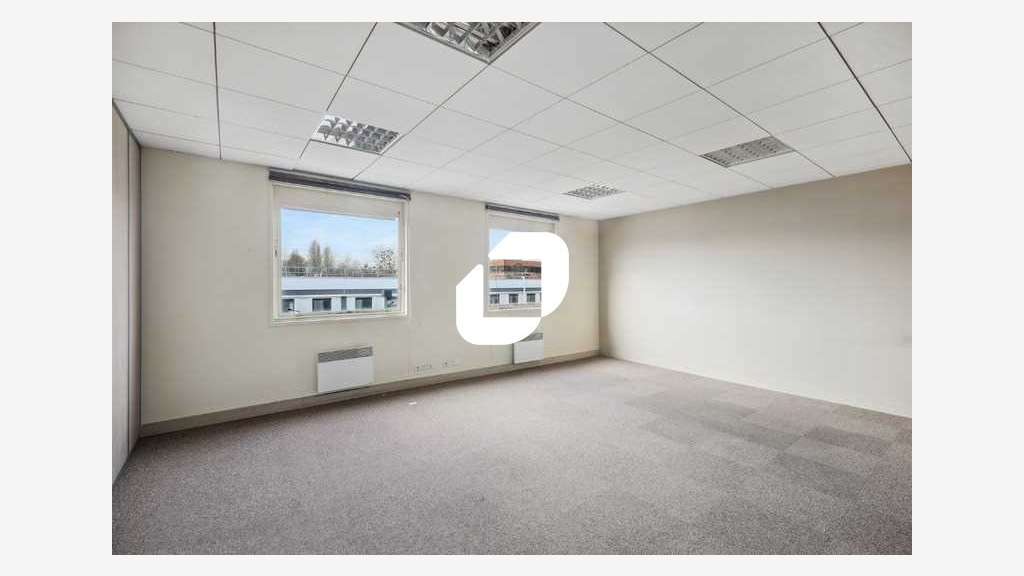 A louer Bureaux 330m² Verrieres le buisson