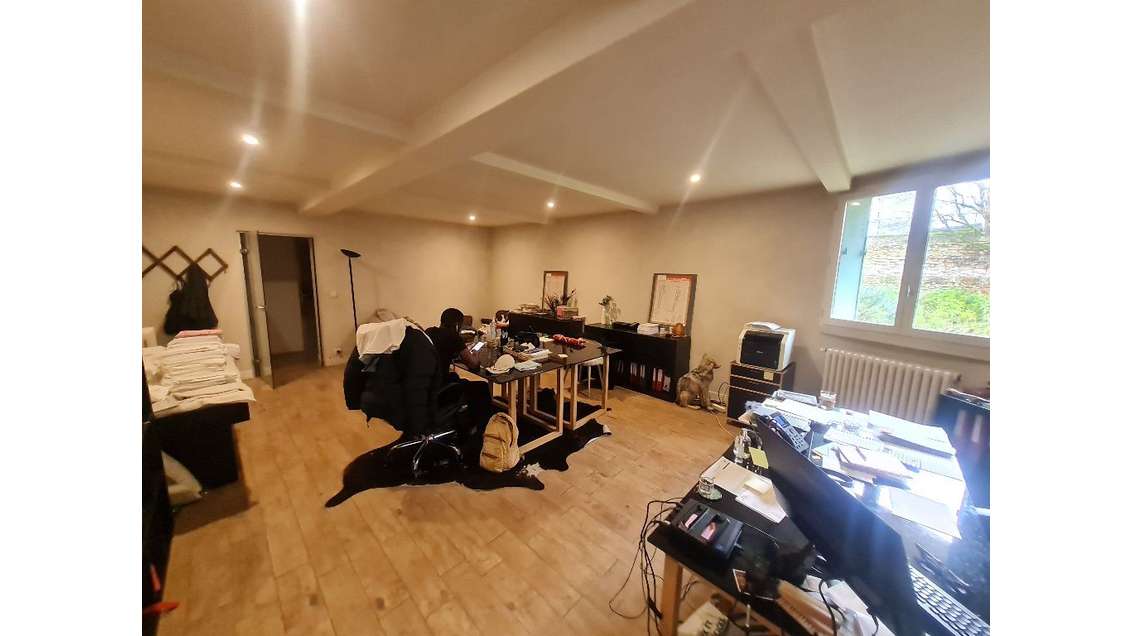 A louer bureaux 96m² à Versailles Notre Dame