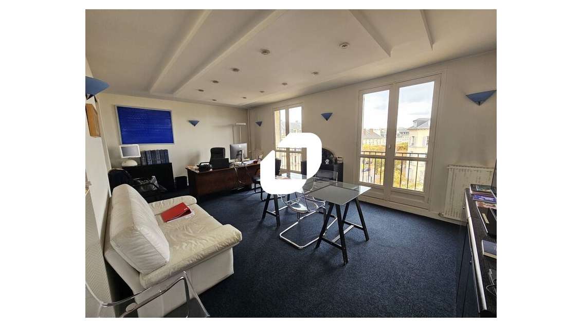 A louer Bureaux 133m² Versailles