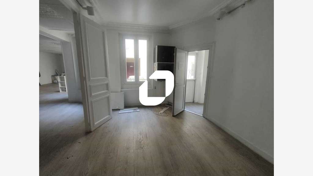 A louer Bureaux 224m² Versailles