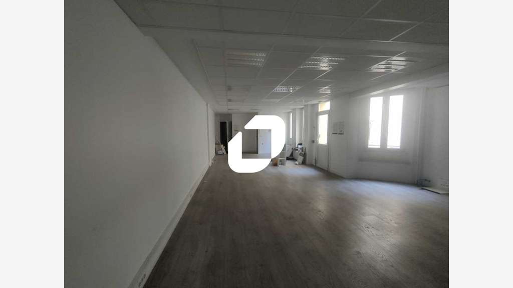 A louer Bureaux 224m² Versailles