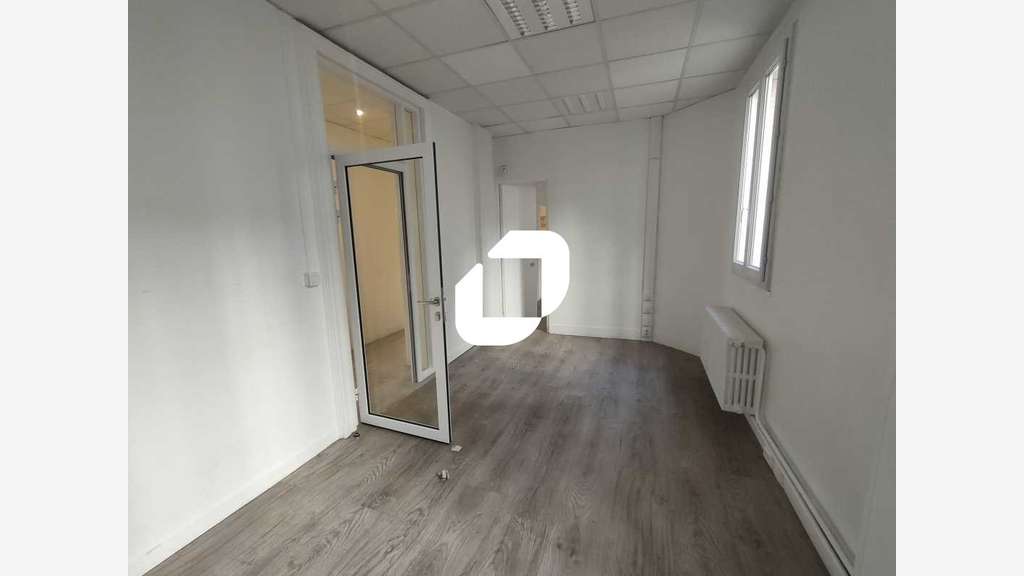 A louer Bureaux 224m² Versailles