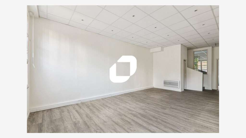 A louer Bureaux 99m² Versailles