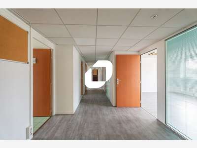 A louer Bureaux 216m² Versailles