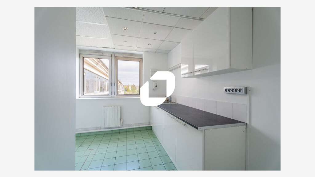 A louer Bureaux 216m² Versailles